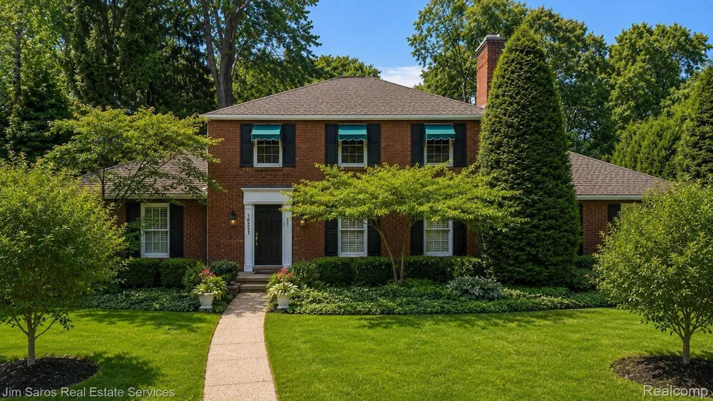 1023 Buckingham Road Grosse Pointe Park City, MI 48230