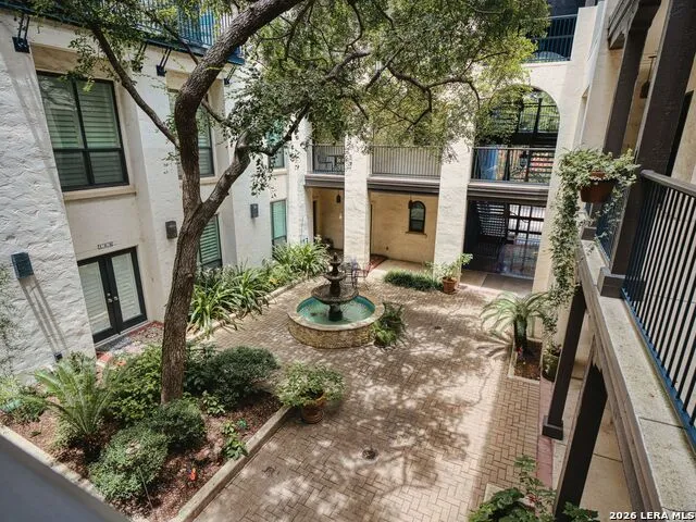 221 Lexington Avenue #104 San Antonio, TX 78215