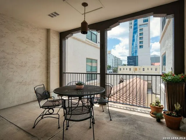 221 Lexington Avenue #104 San Antonio, TX 78215