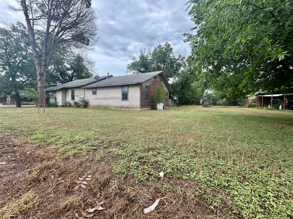 501 W 12th Street Coleman, TX 76834