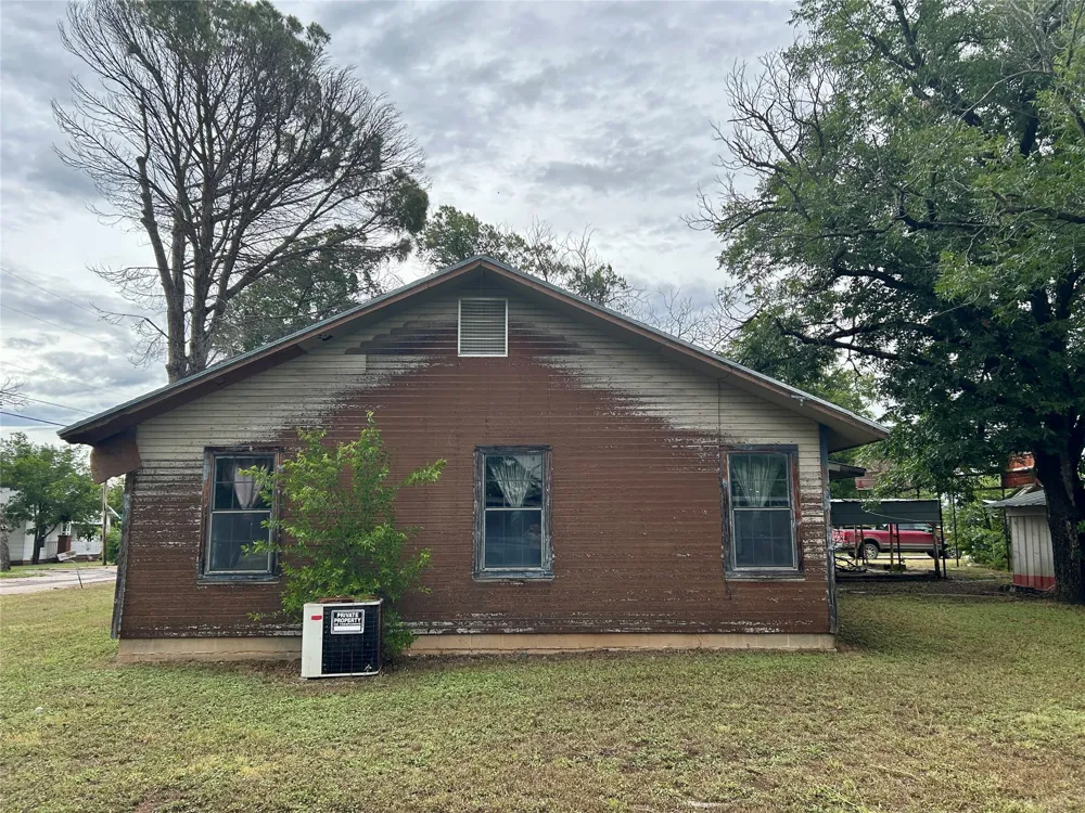 501 W 12th Street Coleman, TX 76834