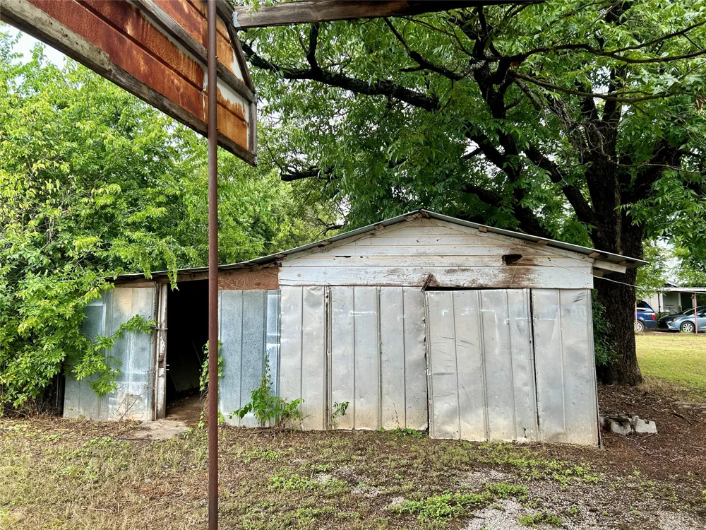 501 W 12th Street Coleman, TX 76834