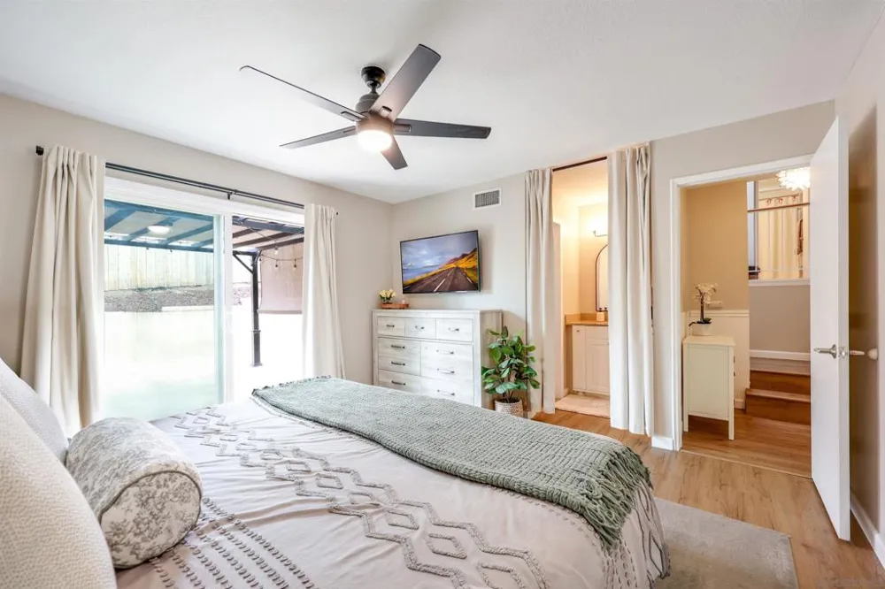 1962 Buckskin Gln Escondido, CA 92027