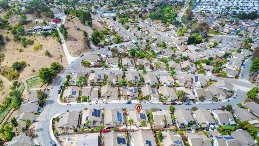 1962 Buckskin Gln Escondido, CA 92027