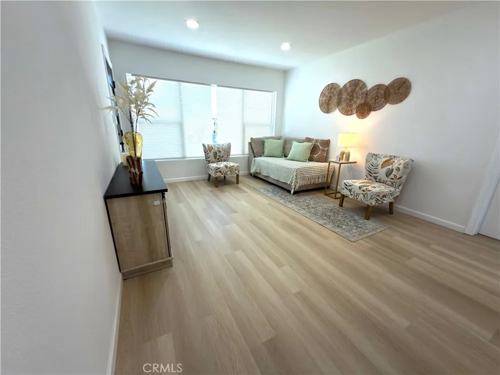5533 Maris Pico Rivera, CA 90660