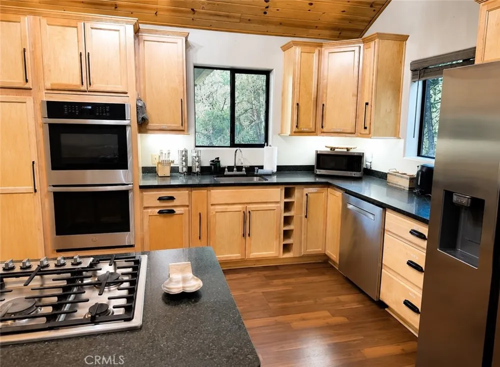 2700 Tirol Frazier Park, CA 93225