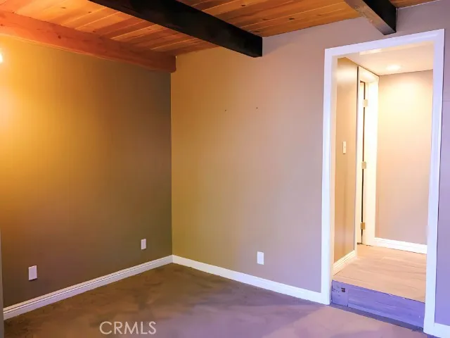 2367 Deep Creek Running Springs, CA 92382