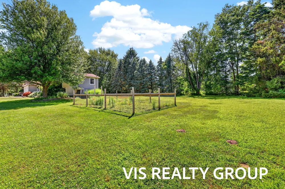 14911 Groenevelt Road Spring Lake, MI 49456