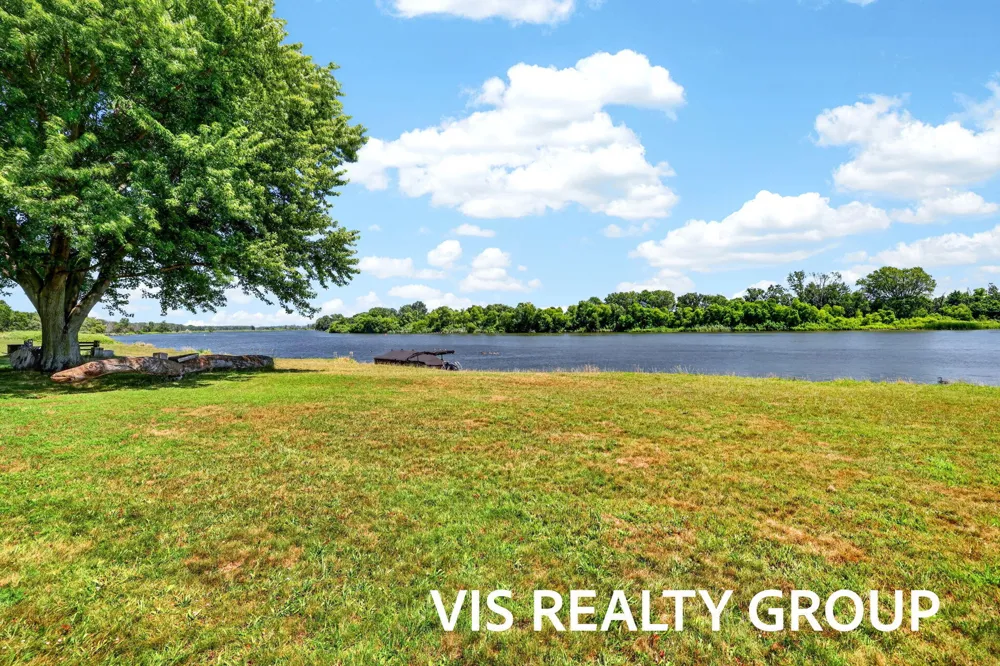 14911 Groenevelt Road Spring Lake, MI 49456