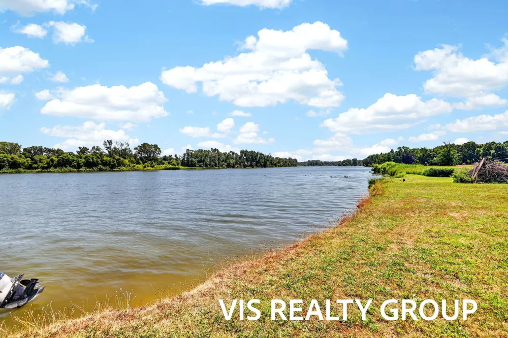 14911 Groenevelt Road Spring Lake, MI 49456