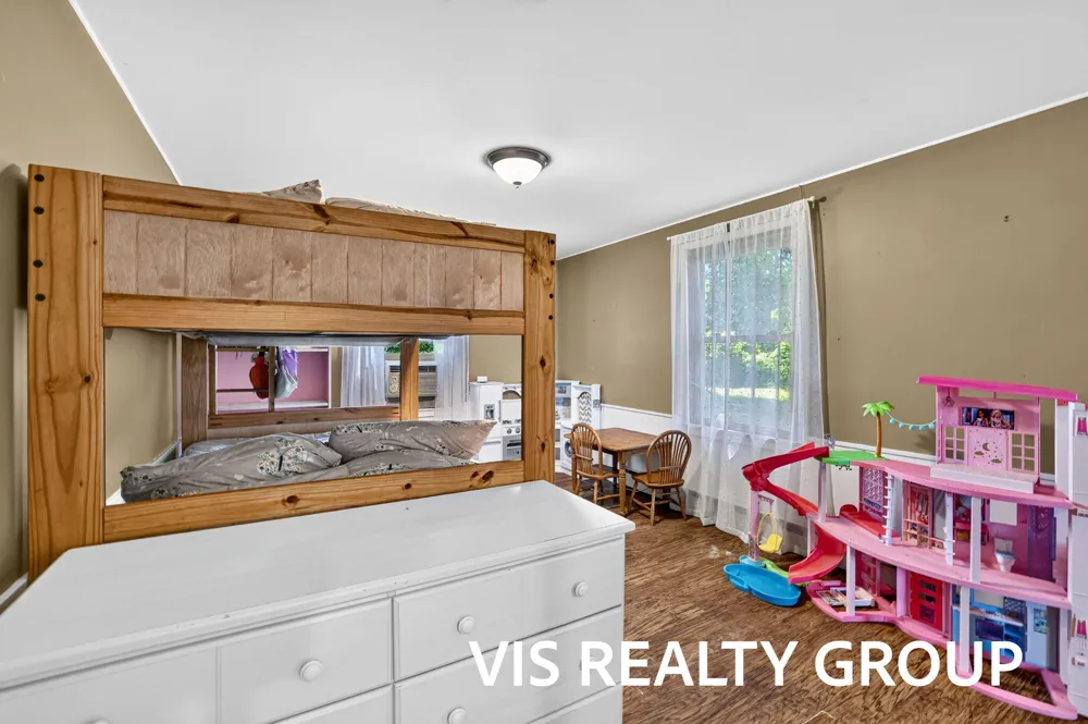 14911 Groenevelt Road Spring Lake, MI 49456