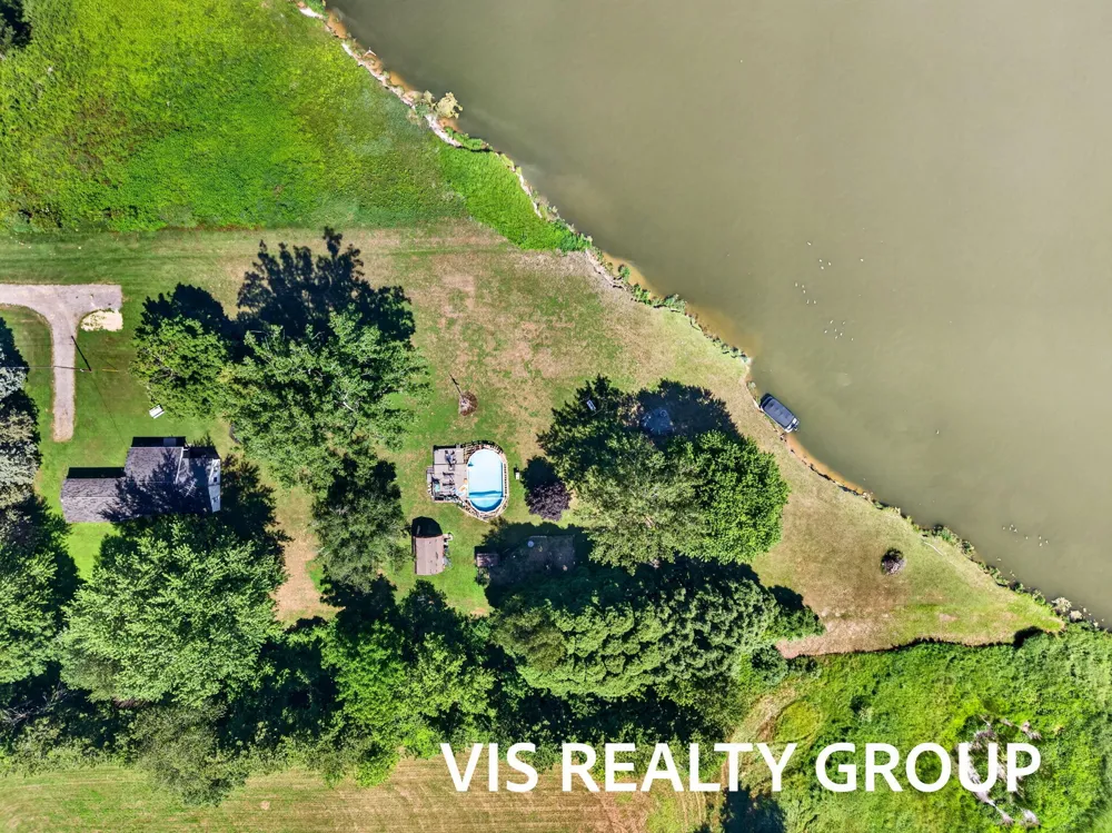14911 Groenevelt Road Spring Lake, MI 49456
