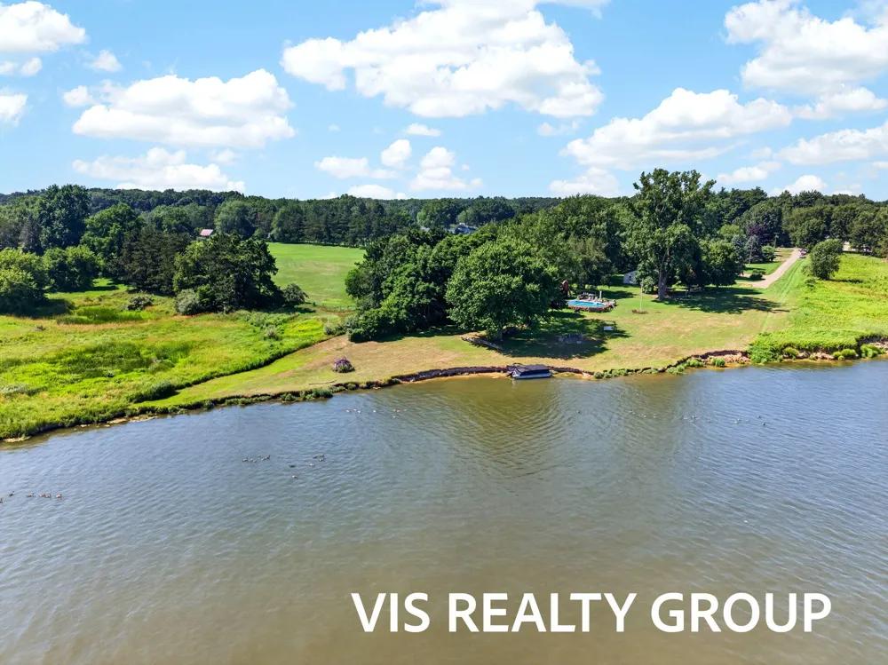 14911 Groenevelt Road Spring Lake, MI 49456