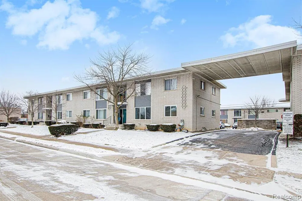 4839 Mansfield Avenue #G6 Royal Oak, MI 48073