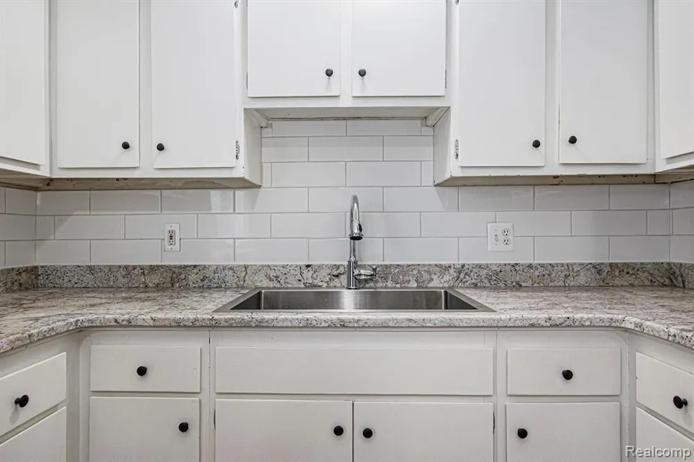 4839 Mansfield Avenue #G6 Royal Oak, MI 48073