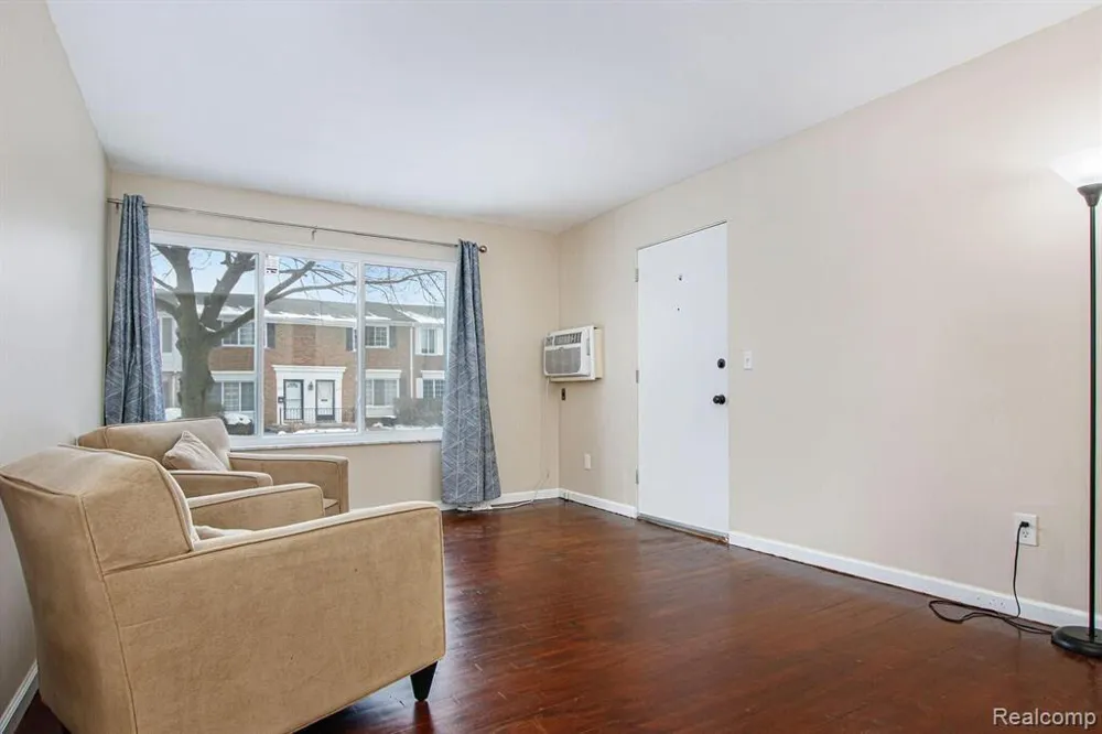 4839 Mansfield Avenue #G6 Royal Oak, MI 48073
