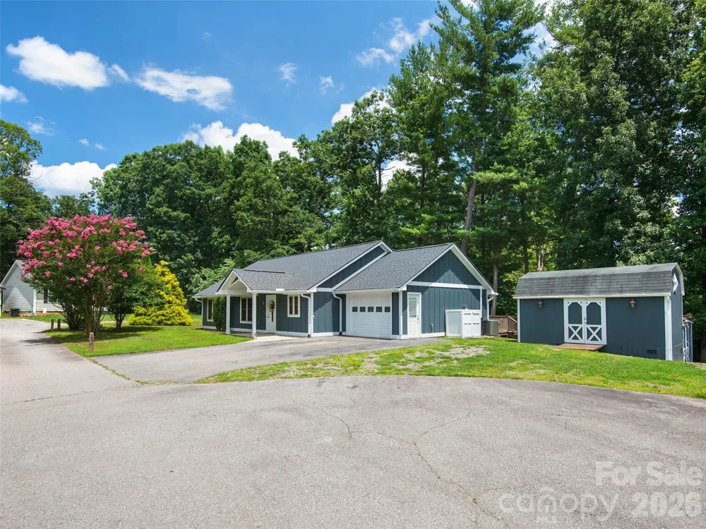 7 Mcgee Ridge Road Fairview, NC 28730