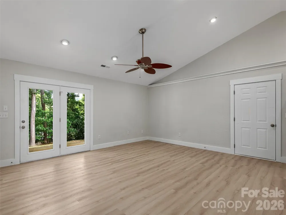 7 Mcgee Ridge Road Fairview, NC 28730