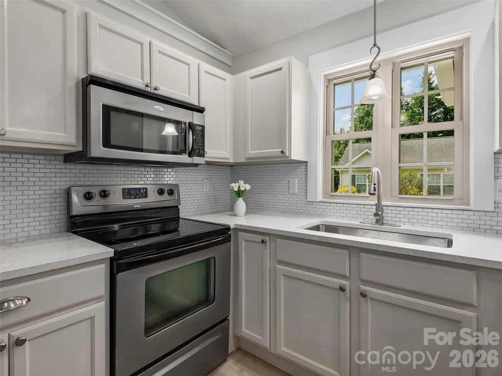 7 Mcgee Ridge Road Fairview, NC 28730