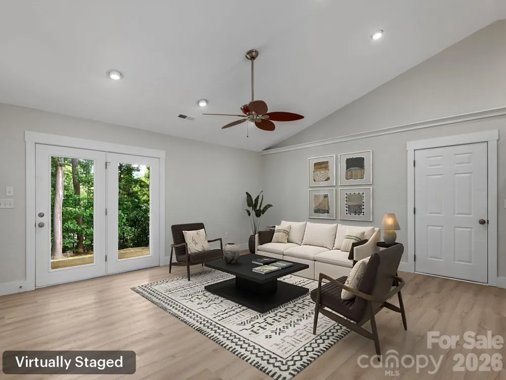 7 Mcgee Ridge Road Fairview, NC 28730