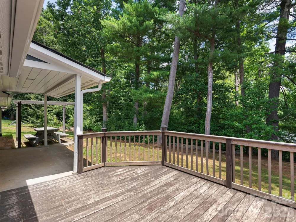 7 Mcgee Ridge Road Fairview, NC 28730