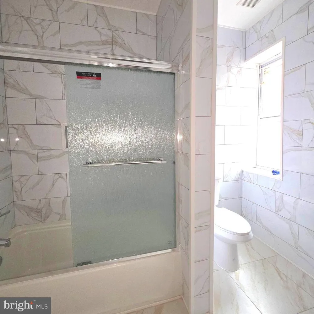 5520 MASTER STREET Philadelphia, PA 19131