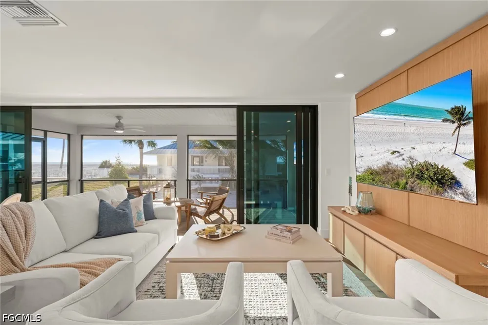 Beach Homes Captiva, FL 33924