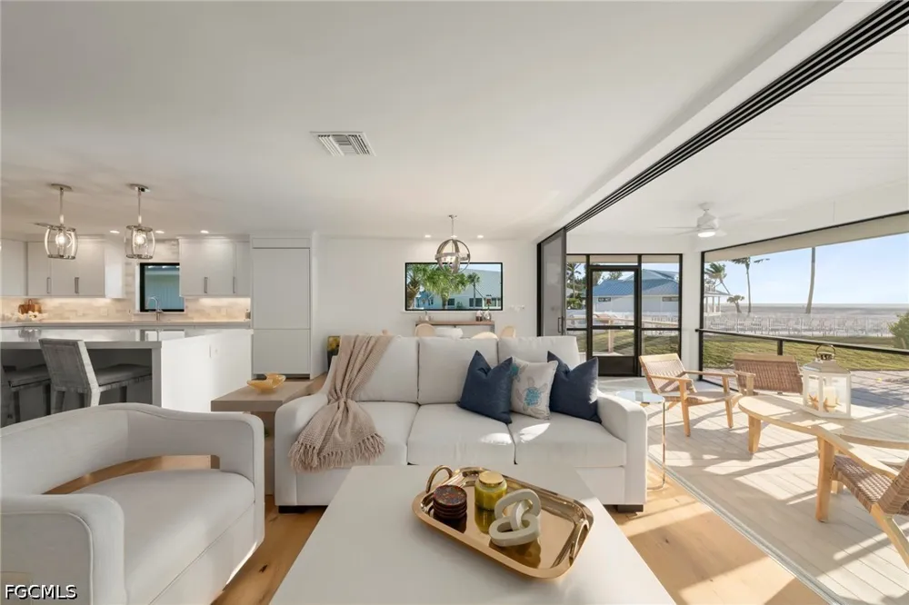 Beach Homes Captiva, FL 33924