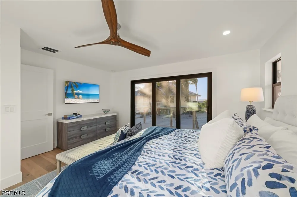 Beach Homes Captiva, FL 33924