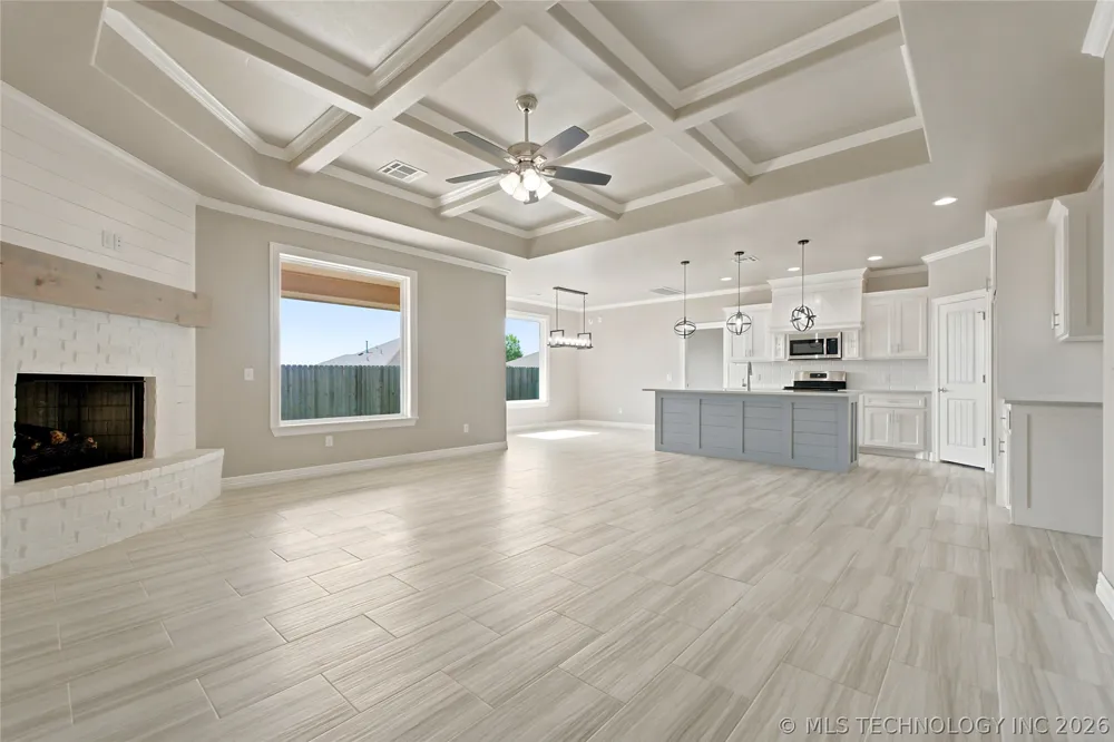 2912 Wild Rose Lane Yukon, OK 73099