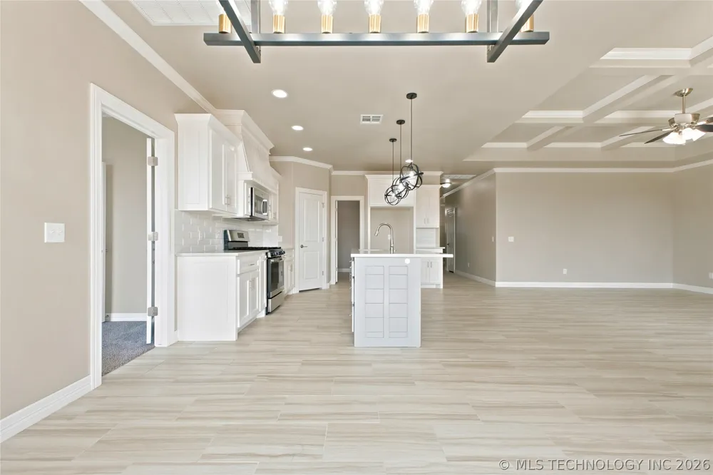 2912 Wild Rose Lane Yukon, OK 73099