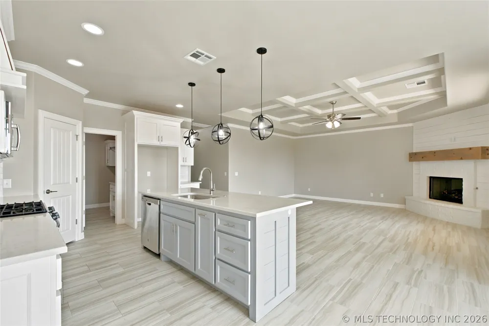 2912 Wild Rose Lane Yukon, OK 73099