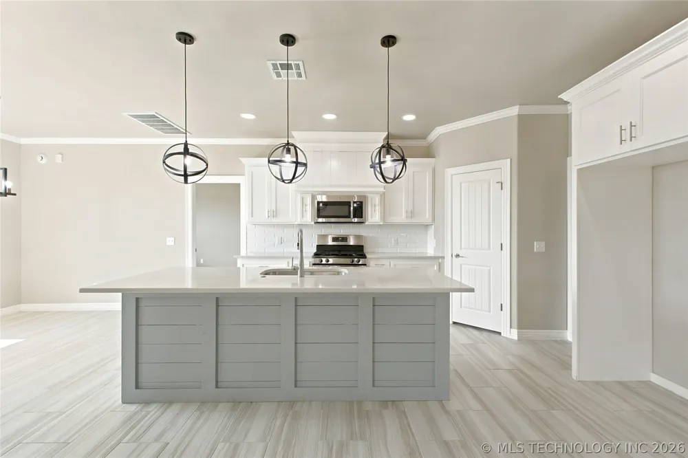 2912 Wild Rose Lane Yukon, OK 73099