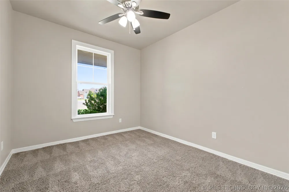 2912 Wild Rose Lane Yukon, OK 73099