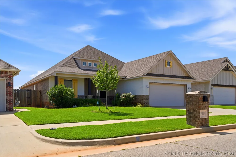 2912 Wild Rose Lane Yukon, OK 73099