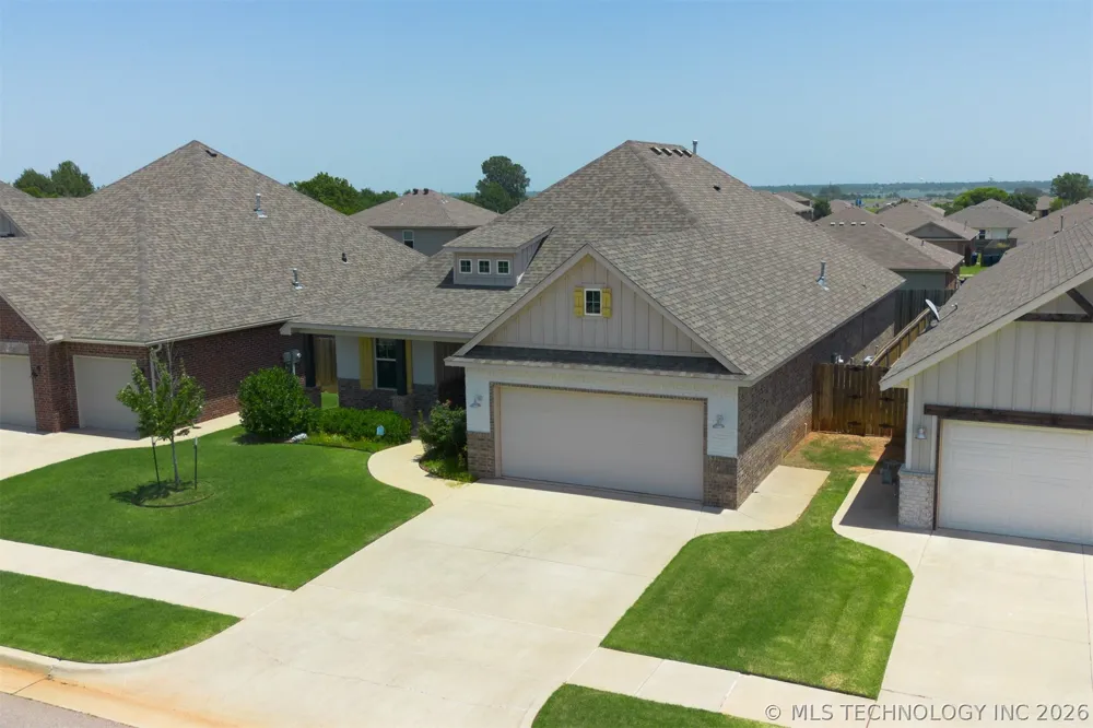 2912 Wild Rose Lane Yukon, OK 73099