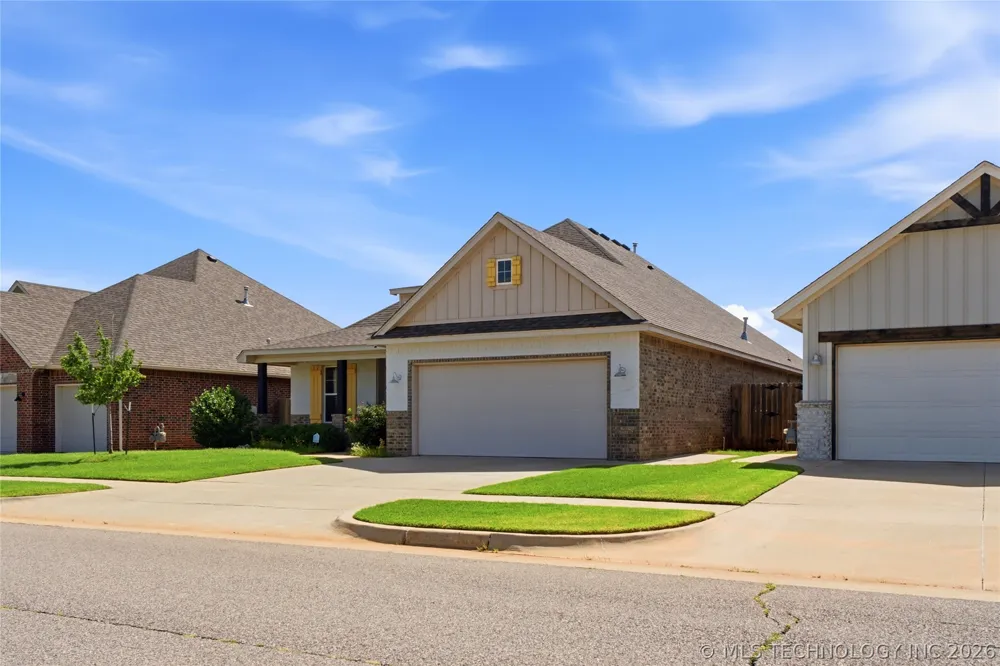 2912 Wild Rose Lane Yukon, OK 73099