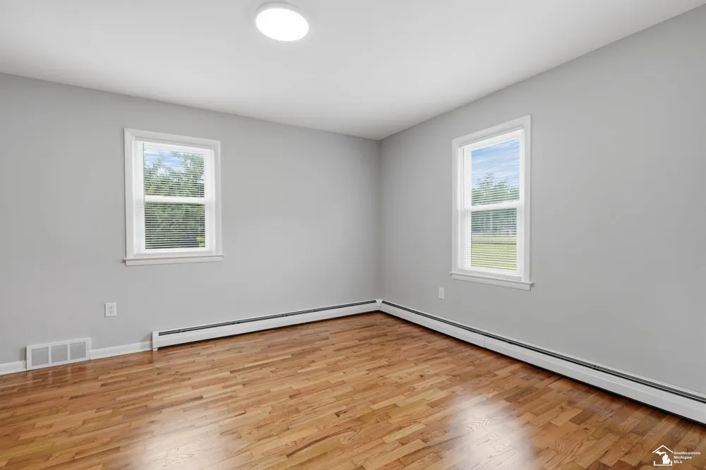 12891 Crane Street Carleton Village, MI 48117