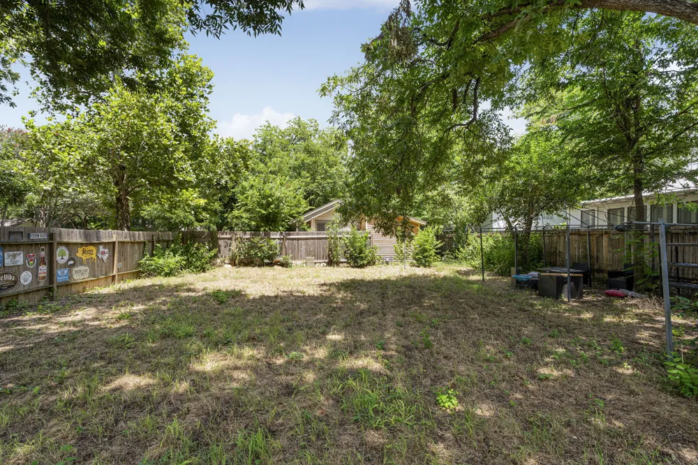 304 W 42nd Street Austin, TX 78751