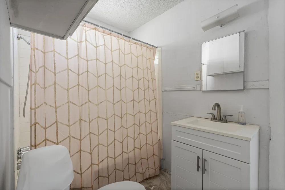 304 W 42nd Street Austin, TX 78751