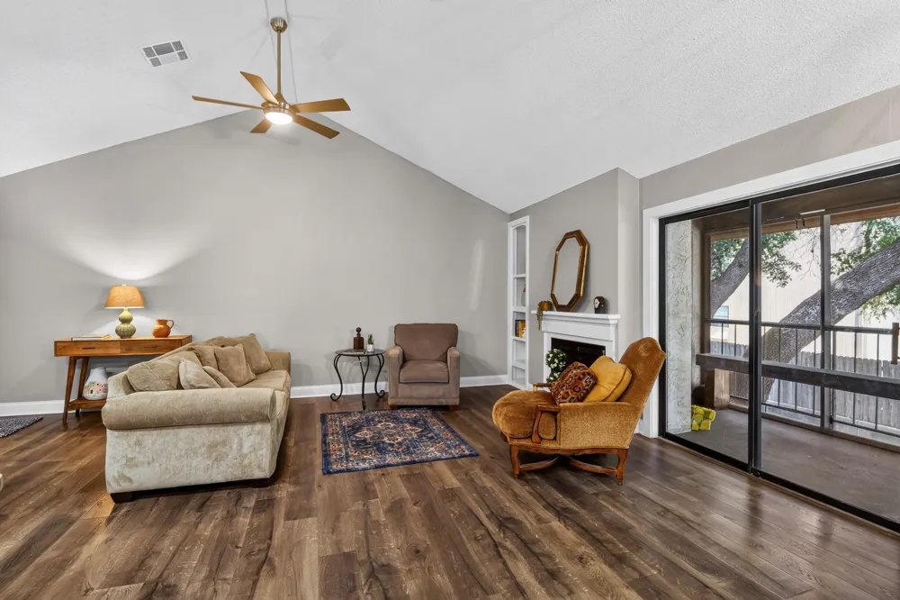 1202 Thorpe Lane #406D San Marcos, TX 78666