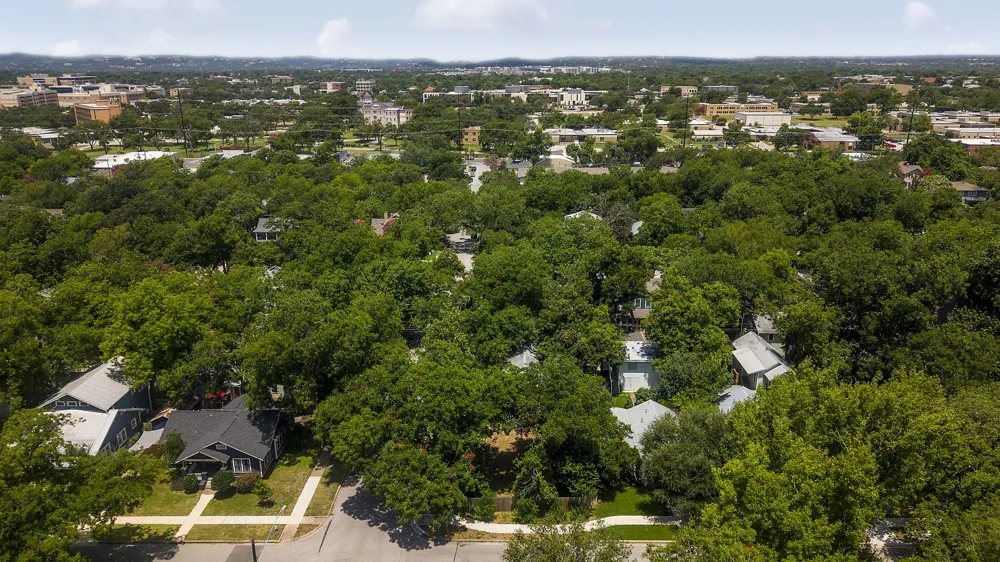 304 W 42nd Street Austin, TX 78751