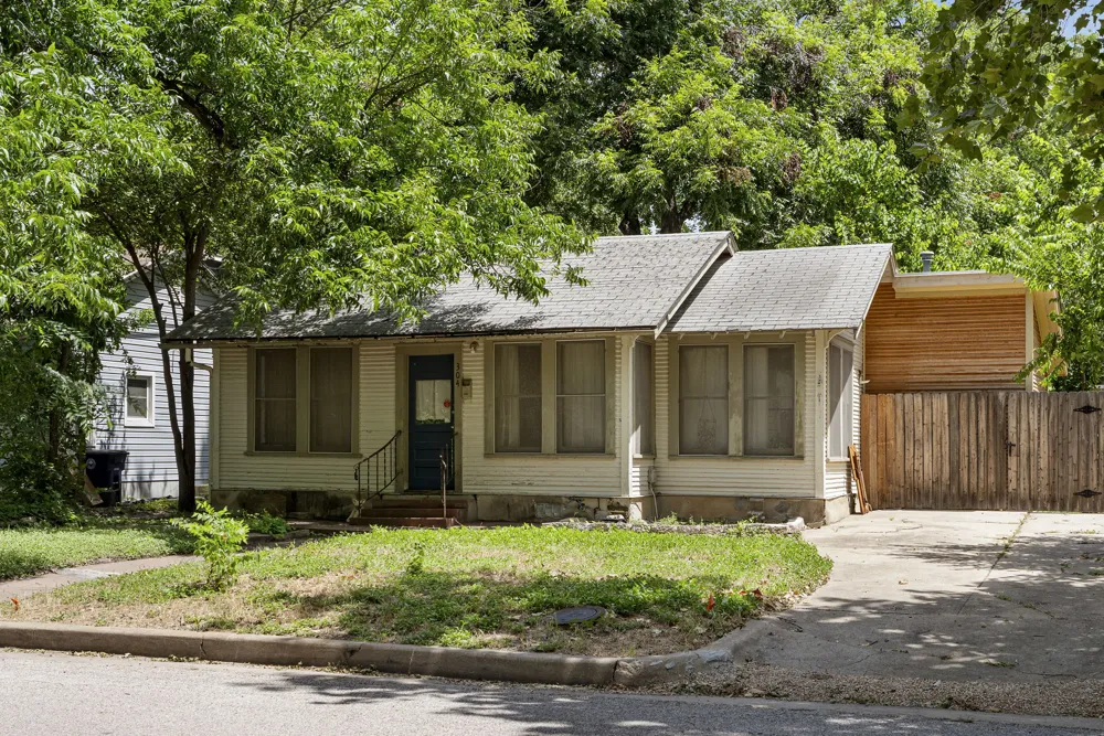 304 W 42nd Street Austin, TX 78751