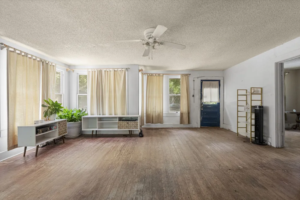 304 W 42nd Street Austin, TX 78751