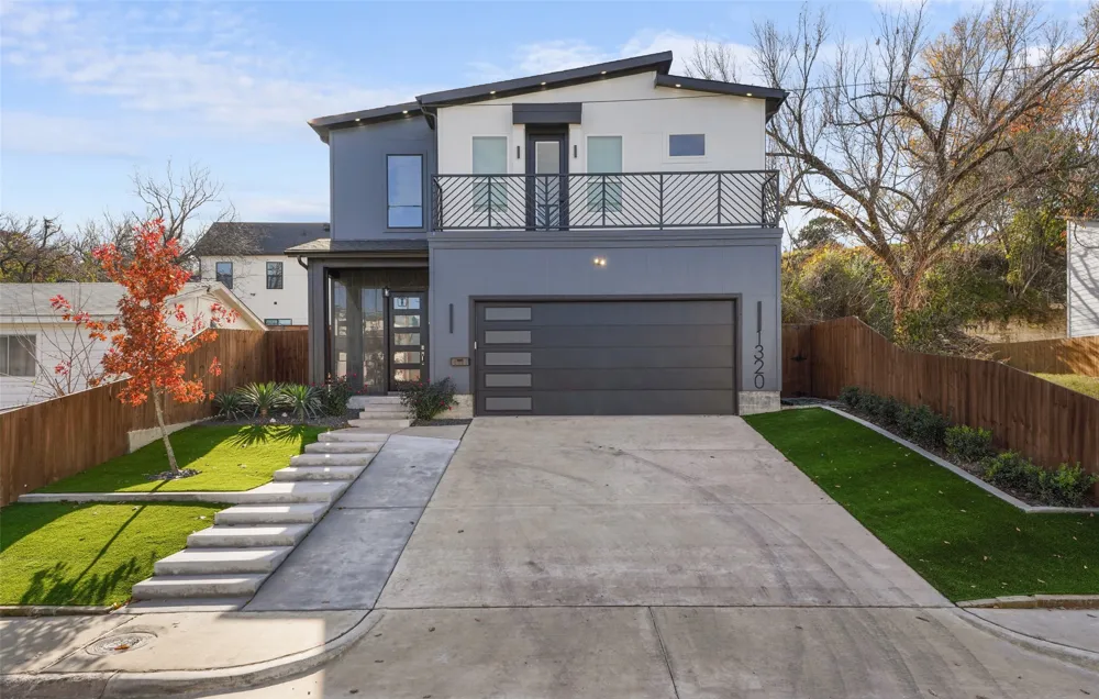 1320 Compton Street Dallas, TX 75203