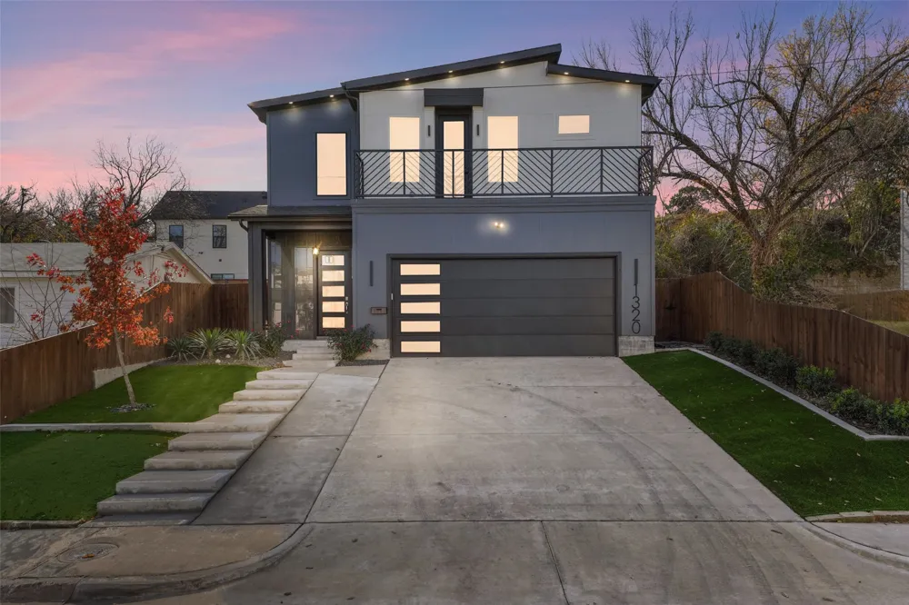 1320 Compton Street Dallas, TX 75203