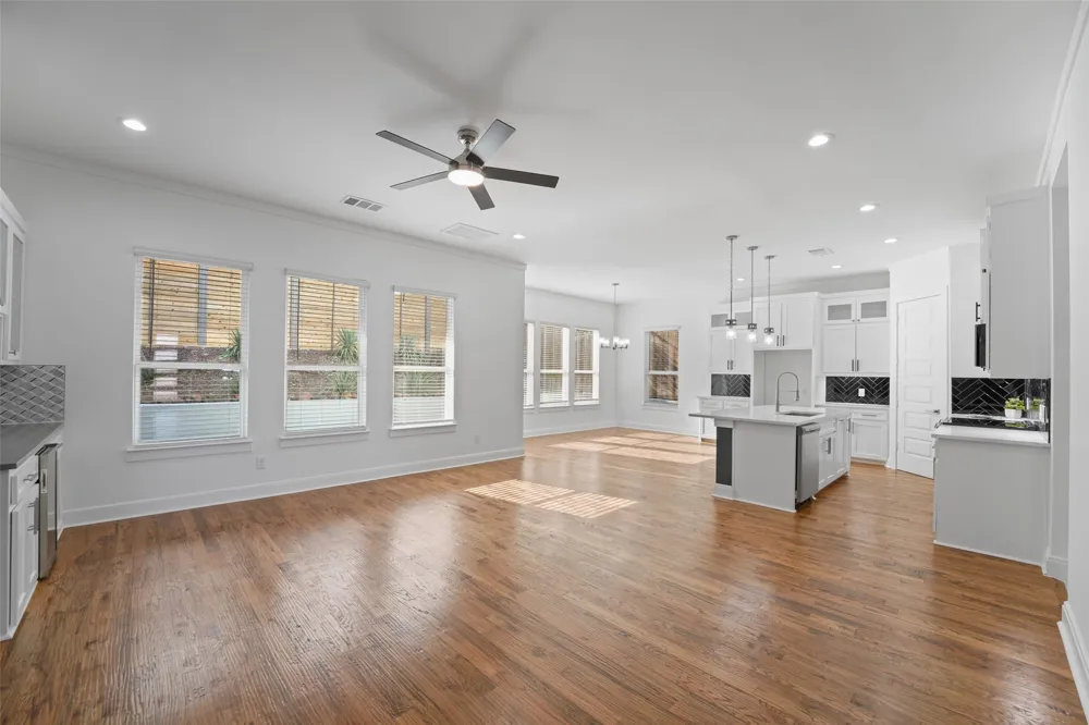 1320 Compton Street Dallas, TX 75203