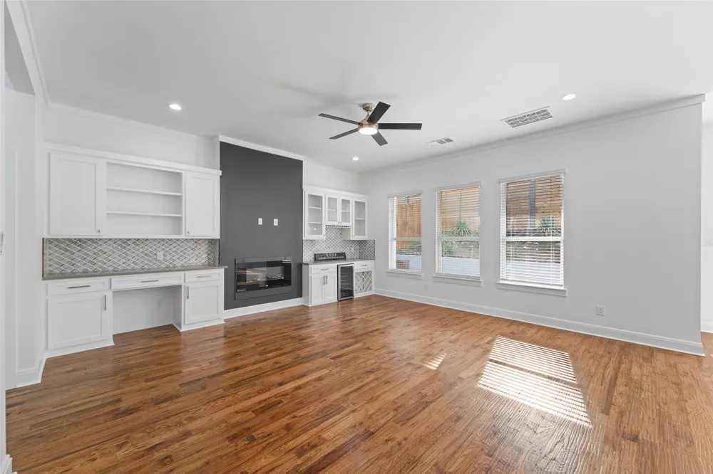 1320 Compton Street Dallas, TX 75203