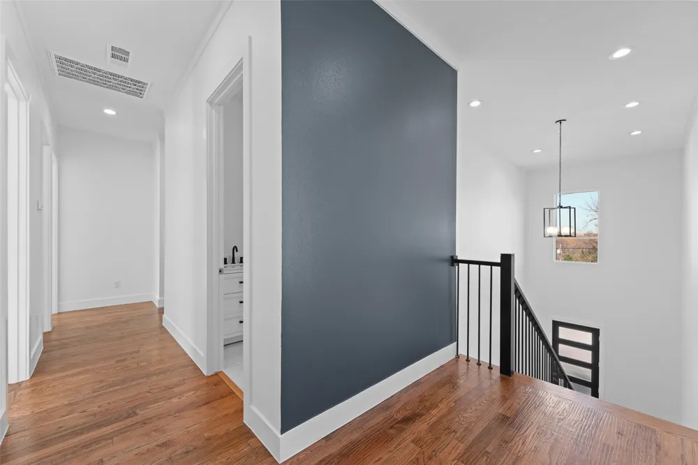 1320 Compton Street Dallas, TX 75203