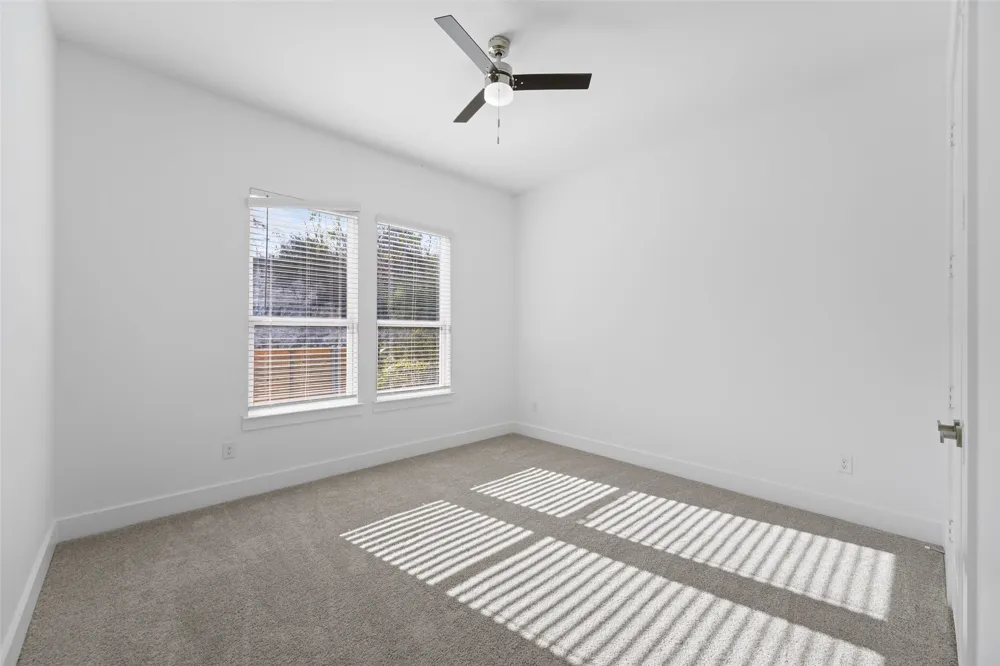 1320 Compton Street Dallas, TX 75203